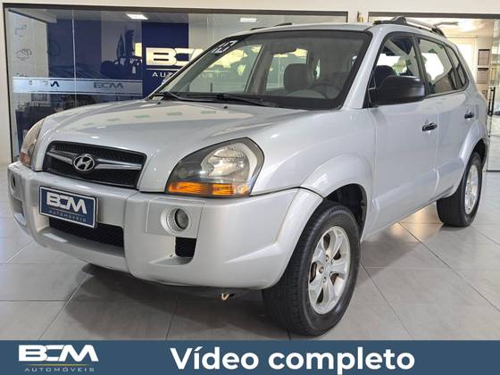 HYUNDAI TUCSON 2.0 MPFI GL 16V 142CV 2WD GASOLINA 4P AUTOMÁTICO